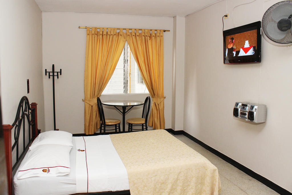 Hotel Normandia 麦德林 客房 照片